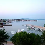 Mira شقة بيبينيا