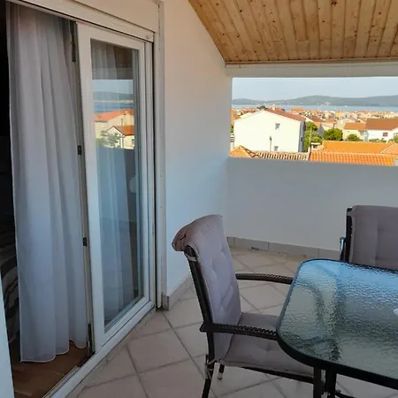 Mira Apartament