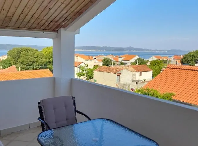 Mira Apartman Bibinje