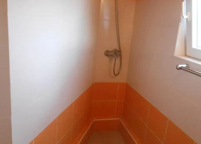 Mira Apartman
