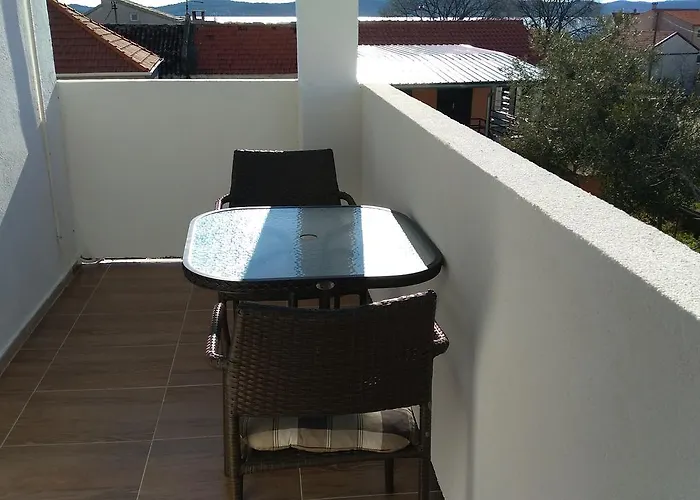 Mira Apartman *