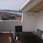 Mira