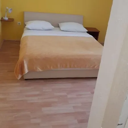 Mira 아파트 비빈제